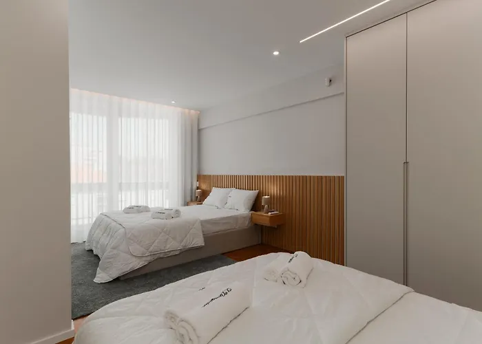 Fernao De Magalhaes Porto