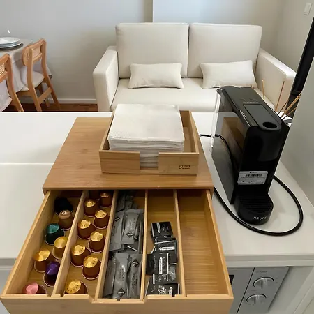 Fernao De Magalhaes Apartment *